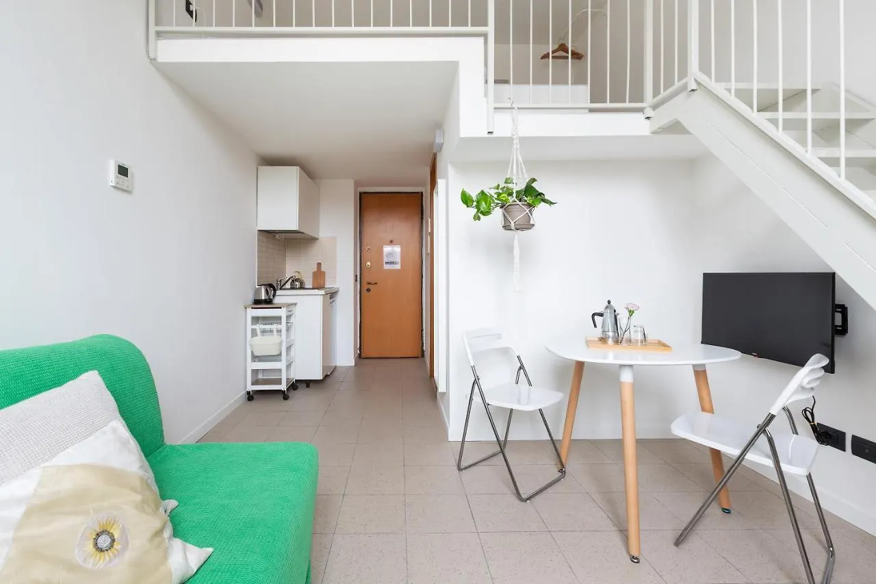 Central Studio Apts Milano-Corso Magenta 0*,  Itálie