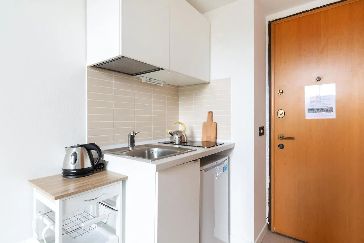Central Studio Apts Milano-Corso Magenta Daire