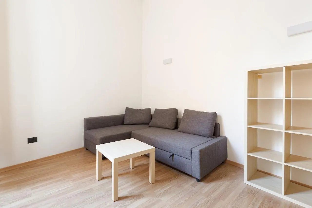アパート Central Studio Apts Milano-Corso Magentaアパートメント イタリア